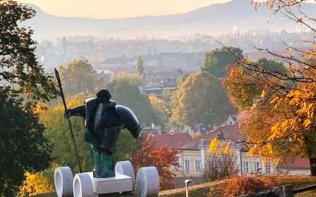 Skulptur an der Donau