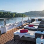 sonnendeck mit liegen