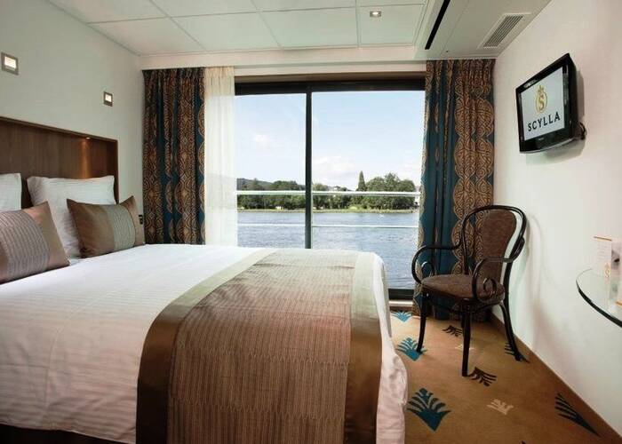 2-Bett Kabine mit bodentiefen Fenstern