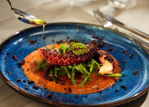 Teller mit Vorspeise