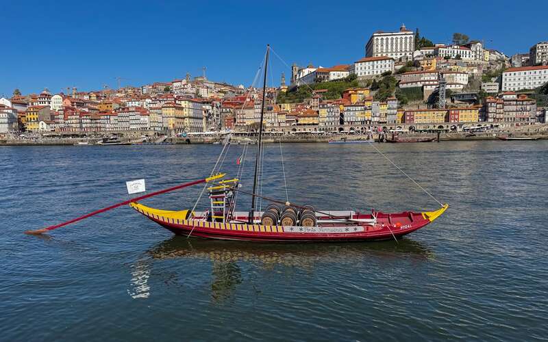 altstadt porto mit Boot