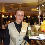 Mitarbeiterin an Bord MS Amelia