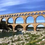 Imposante Brücke Pont Du Gard