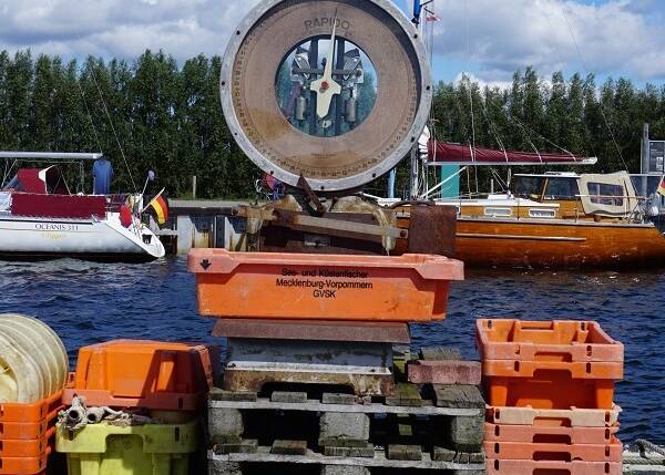 Fischwaage am Hafen