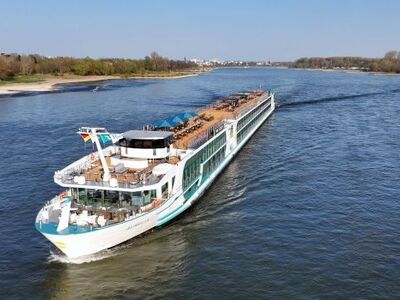 flusskreuzfahrtschiff-donau-rhein-mosel