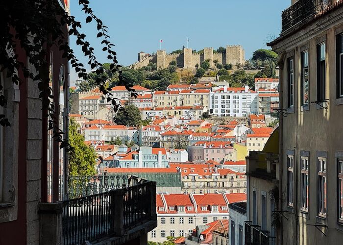 Blick auf das Kastell in Lissabon blick auf das kastell in lissabon