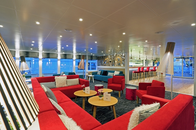 Lounge und Bar